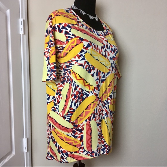 NWT LuLaRoe AMERICANA Irma Tunic Top - Picture 2 of 6